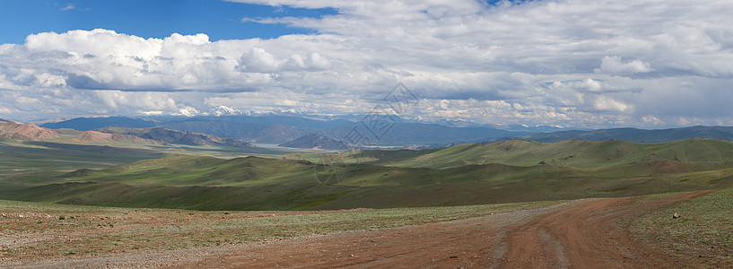 Altai山脉 美丽的高地景观 蒙古高原天空土地场景顶峰山脉全景风景爬坡地形背景