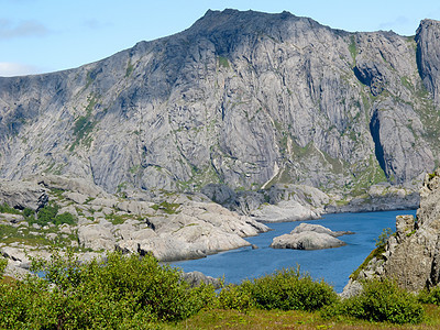 挪威景观挪威全景海滩岩石休闲旅行远足游客晴天峡湾自由图片