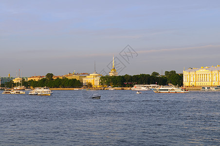 俄罗斯 圣彼得堡 内瓦河 海军上将图片