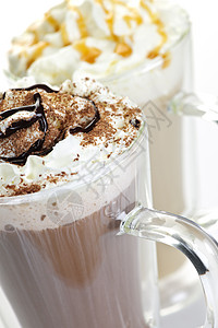热巧克力和咖啡饮料糖浆白色焦糖褐色奶油鞭打棕色泡沫食物巧克力图片