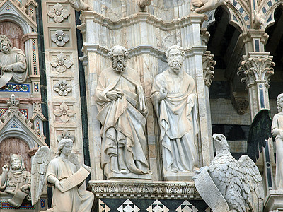 Duomo外表的建筑细节 锡耶纳大理石拱廊门户网站艺术圣母大教堂首都拱形教会耳堂图片