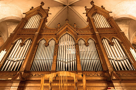 美丽的器官 有很多管子黄铜教会大教堂乐器青铜橙子编钟木头艺术音乐图片