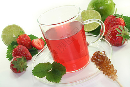 草莓石灰茶杯子饮料植物热饮浆果水果茶杯草本植物玻璃树叶图片
