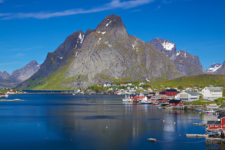 挪威风景房子海岸旅游山脉村庄小屋海洋峡湾海岸线山峰图片