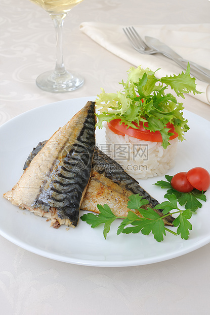 烤鱼化合物海鲜服务鱼片烹饪维生素小菜餐饮碳水盘子图片