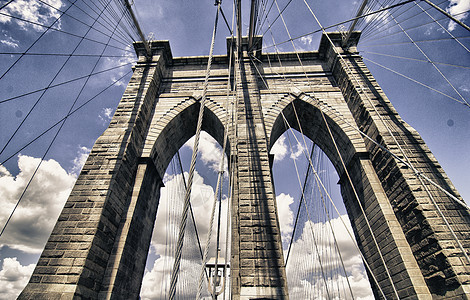 纽约市布鲁克林大桥的详情全景旅行电缆生活历史性商业市中心蓝色天空景观图片