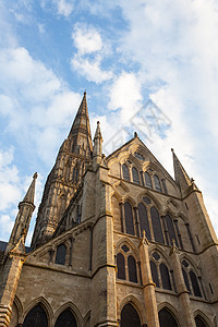 Salisbury大教堂教会建筑学地标宗教天空大教堂建筑纪念碑历史性图片
