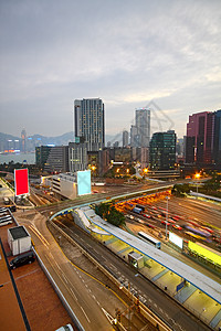 香港城 芝加哥市中心的空中观光景点蓝色结构日落高视角天空摩天大楼天际建筑学城市交通图片