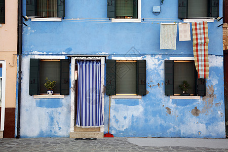 蓝色家园布罗拉诺图片