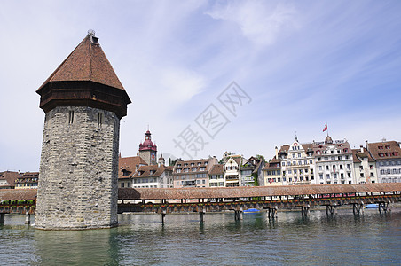 瑞士卢塞恩教堂大桥古迹教堂旅游城市都市木桥旅行天空蓝天文化遗产游轮图片
