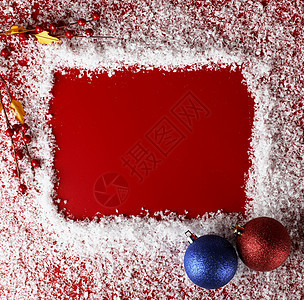 带有白雪花边框的圣诞节红背景红色蓝色白色边界图片