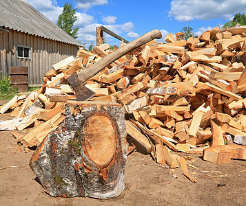 日志中轴国家建造小屋木头村庄房子资源硬木工具家务图片