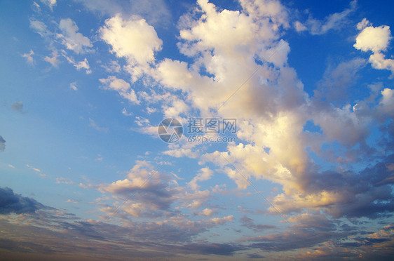 天空场景白色天气天堂自由阳光云景气候蓝色臭氧图片