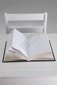 书本摄影空白桌子背景图片
