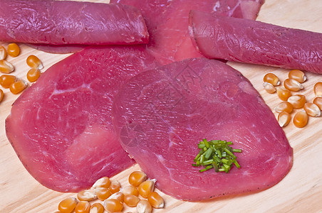 野猪火腿商品公猪红色粉色游戏香肠晚餐熟食食物专业图片