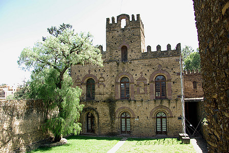 埃塞俄比亚的城堡院子大厦庭院建筑学历史性堡垒石头据点垛口墙壁图片