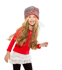 带着红衬衫和毛帽的冬舞手势微笑金发女性孩子快乐衣服毛皮工作室女儿图片