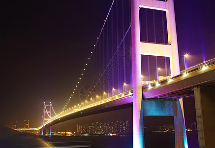 夜里清马桥海洋射线建筑街道交通旅行市中心蓝色地标辉光图片