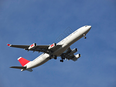 飞机旅行商业货物平面港口飞机场翅膀运输空气天空图片