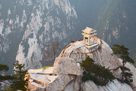 圣山华尚东峰的石塔Haushan建筑学顶峰宝塔爬坡旅游岩石亭子建筑寺庙首脑图片