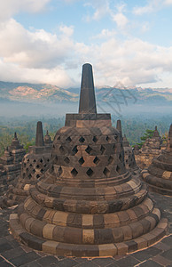印度尼西亚中爪哇博罗布杜尔寺旅游纪念碑遗迹日出雕像废墟佛教徒建筑学佛塔宗教图片