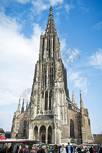 乌尔姆大教堂最高教堂塔背景