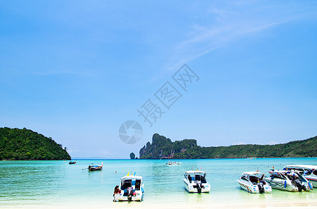 热带海洋悬崖发动机奢华天空摩托艇乐趣汽艇快艇旅行力量图片