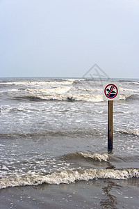 无游泳海岸线邮政红色海洋冒险波浪风险白色危险海浪图片