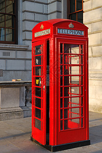 红电话箱文化街道场景红色盒子民众城市公园通讯电话背景图片