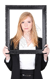 女人拿着一个图片框头发女士金发叶片自恋黑色中心冲孔框架船尾图片