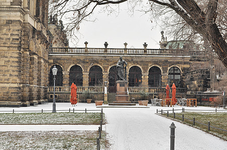 德累斯顿Zwinger宫遗产蓝色旅行旅游街道文化中心风格画廊观光图片