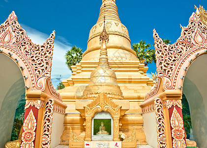 黄金佛教寺庙结构宗教建筑神社佛教徒图片