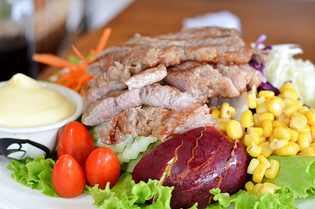 混合沙拉营养低脂肪美食食物蔬菜奶油午餐盘子叶子黄瓜图片