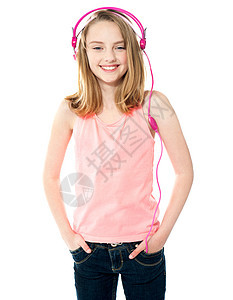 漂亮女孩喜欢听耳机的音乐图片