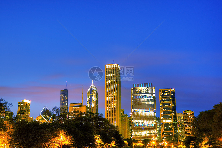 芝加哥市风景在晚上蓝色建筑景观天际天空摩天大楼城市办公室场景建筑学图片