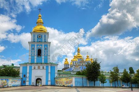 乌克兰基辅圣迈克尔修道院蓝色文化旅行胡同寺庙宗教建筑学天空金子大教堂图片
