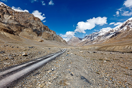 喜马拉雅山公路田园运输道路风景乡村风光泥路山脉柏油马路图片