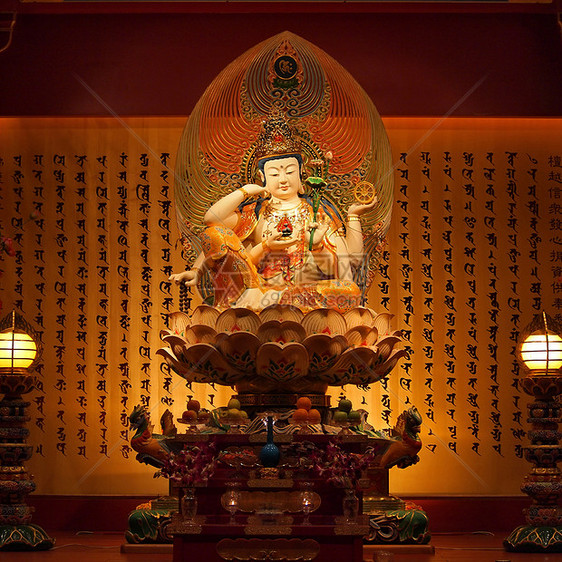 中国寺庙关燕历史金子菩萨雕像宗教怜悯艺术传统建筑学女性图片