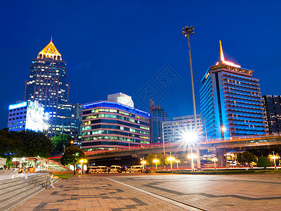 曼谷市中心 泰国曼谷 夜里商业摩天大楼天空住宅旅行建筑阴影景观高楼城市图片