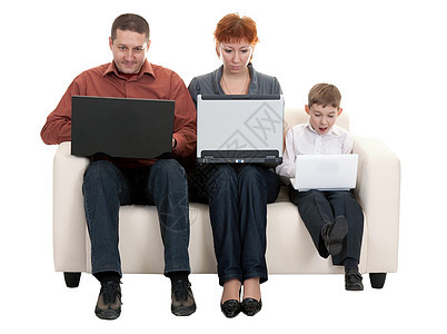 父亲 母亲和儿子男人男生笔记本互联网女性女孩房间夫妻男性父母图片