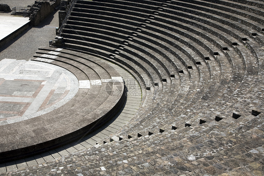 佛罗维耶的剧场楼梯旅游游客地标马戏团建筑物剧院建筑学石头戏剧图片