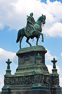 德国德累斯顿萨克森国王约翰骑马雕像图片