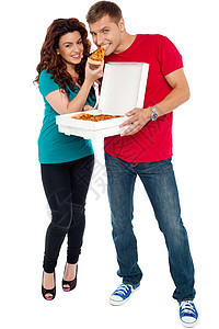 情侣一起享受比萨饼 和睦相处盒子夫妻女性男性快乐食欲饮食男朋友男人香肠图片