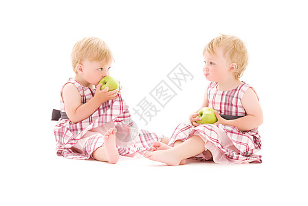 双胞胎女孩女孩们水果女性姐妹童年幼儿女儿们活力食物图片