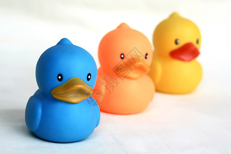 鸭玩具小鸭子橙子黄色橡皮白色淋浴塑料鸭子图片