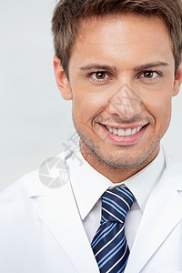 男牙医微笑图片