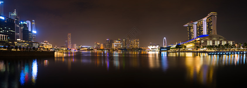 新加坡晚上的全景图片