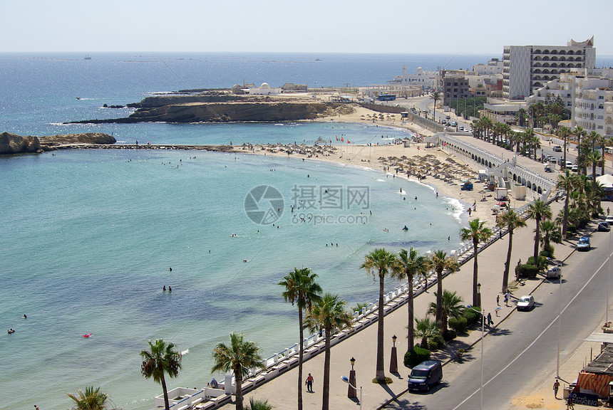 非洲突尼斯莫纳斯蒂尔海海岸海岸圆顶城市街道天线地标建筑蓝色天空景观图片