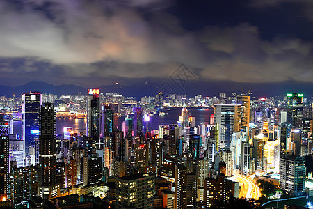 晚上在香港摩天大楼办公室场景城市旅行天际市中心港口地标建筑图片