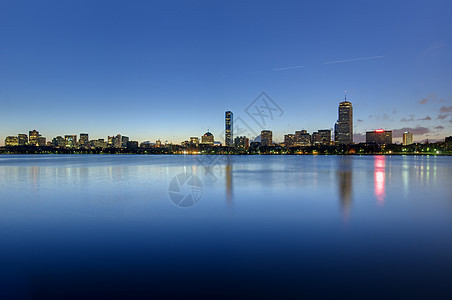 波士顿后海湾天线 天亮时看到旅行地标办公室景观蓝色摩天大楼天际全景反射建筑学图片